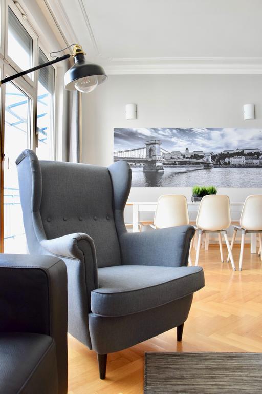 Standerd Apartment By Hi5 - Lovag Family Suites Будапеща Екстериор снимка