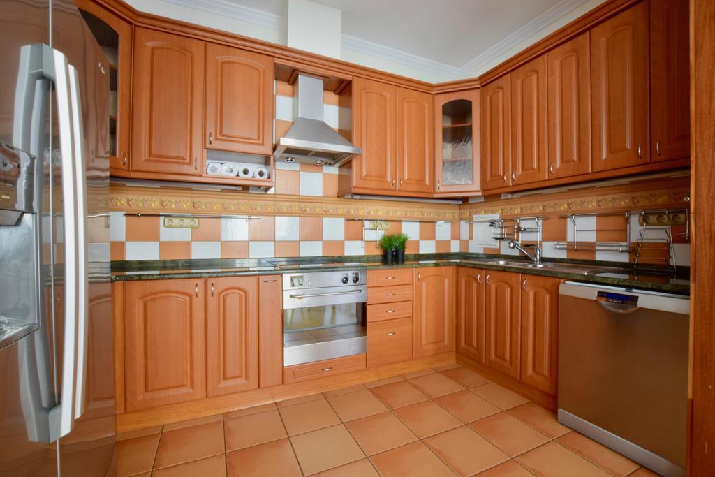 Standerd Apartment By Hi5 - Lovag Family Suites Будапеща Екстериор снимка