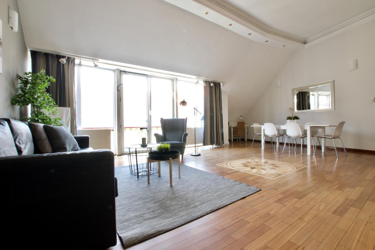 Standerd Apartment By Hi5 - Lovag Family Suites Будапеща Екстериор снимка